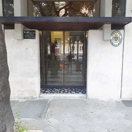 Casa Vacanze Cado Dalle Nubi 2 Ampie Stanze In 4-6 Posti Letto 1 Bagno Privato E Balconi Ideale Per Famiglie E Gruppo Di Amici Apartment Bari